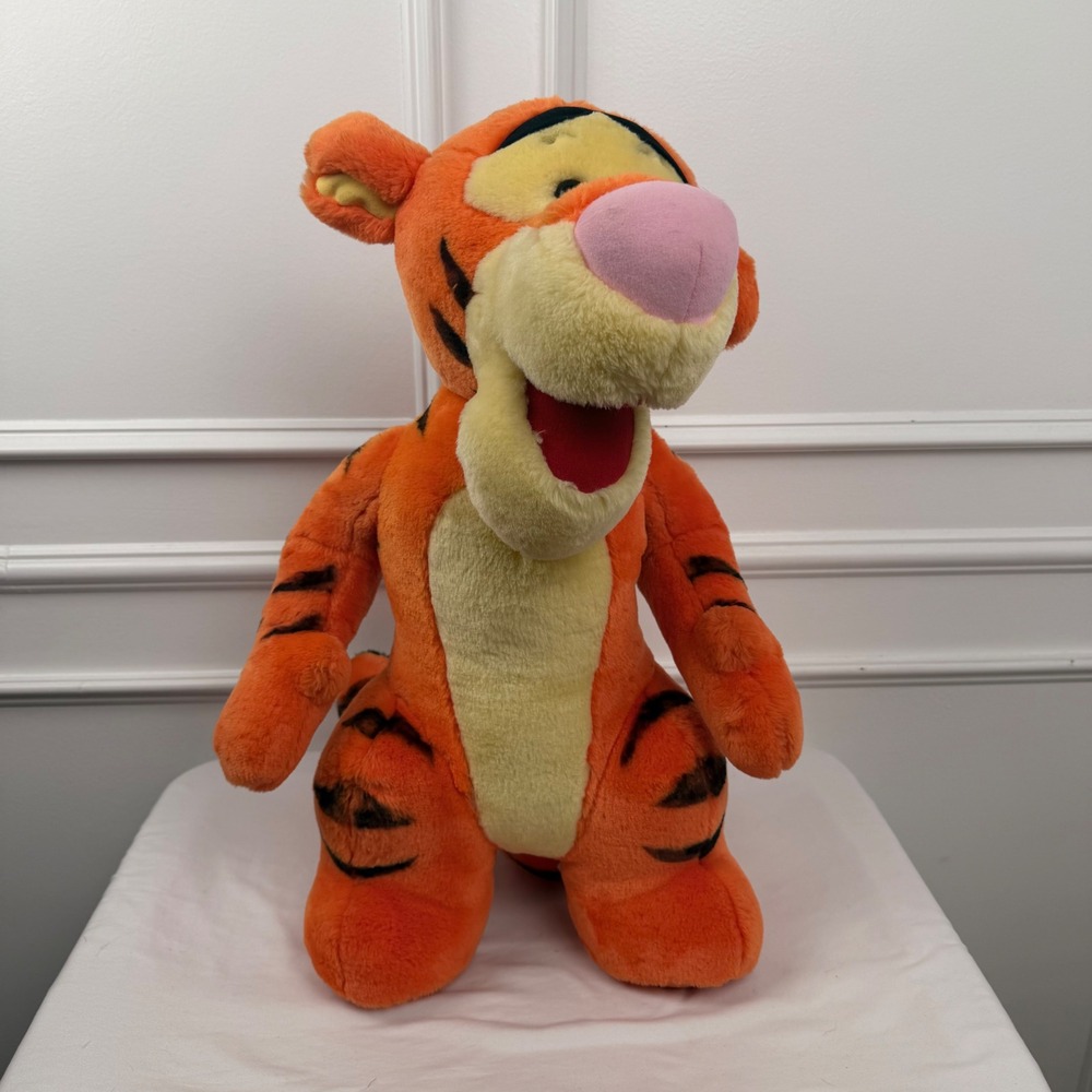 Disney Winnie the Pooh Tigger Plush Mattel Arcotoys Orange Stuffed Animal Toy